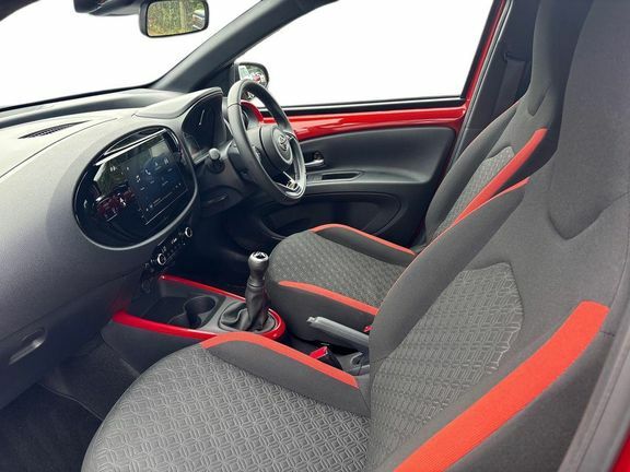 Toyota Aygo X Edge Red #5