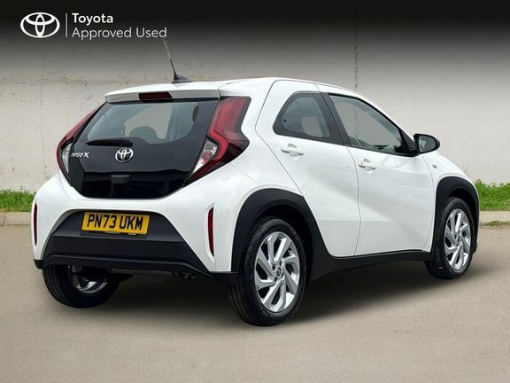 Toyota Aygo X Pure Manual PN73UKM White #2