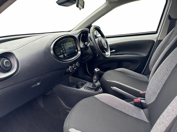 Toyota Aygo X Pure Manual PN73UKM White #5
