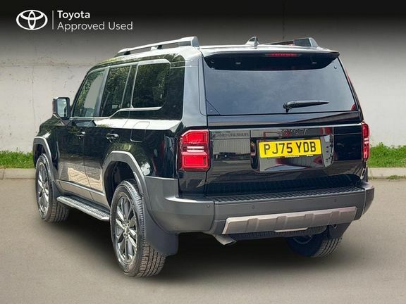 Toyota Land Cruiser Invincible 5 Seats Pan Roof Black #4