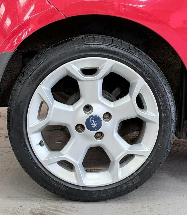 Ford KA Zetec, Ulez Compliant And Just 35 Road Tax. Red #21