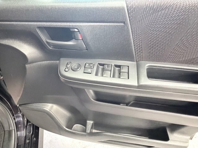 Honda StepWagon Mpv White #15
