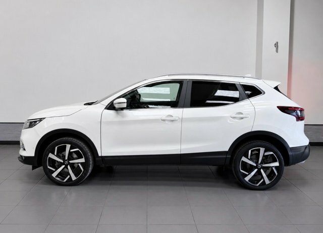 Nissan Qashqai 1.3 Dig-t Tekna Suv Euro 6 S S VN20FXJ White #4