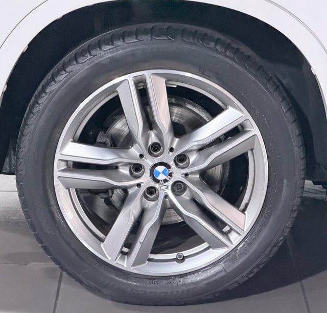 BMW X1 M Sport Black #38