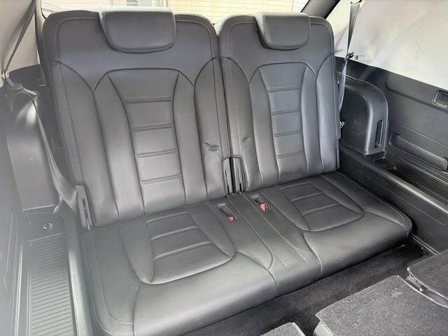 SsangYong Rexton Rexton Ultimate Black #26