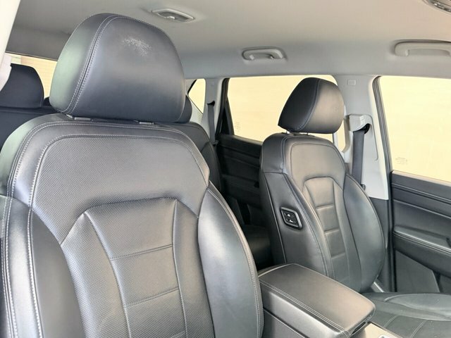 SsangYong Rexton Rexton Ultimate Black #16