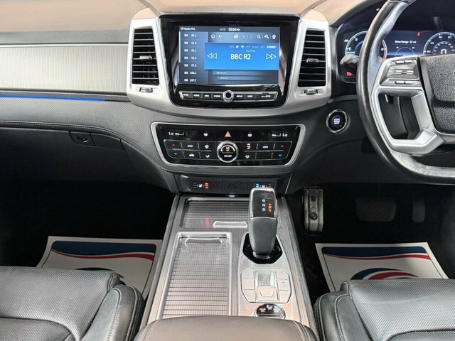 SsangYong Rexton Rexton Ultimate Black #22