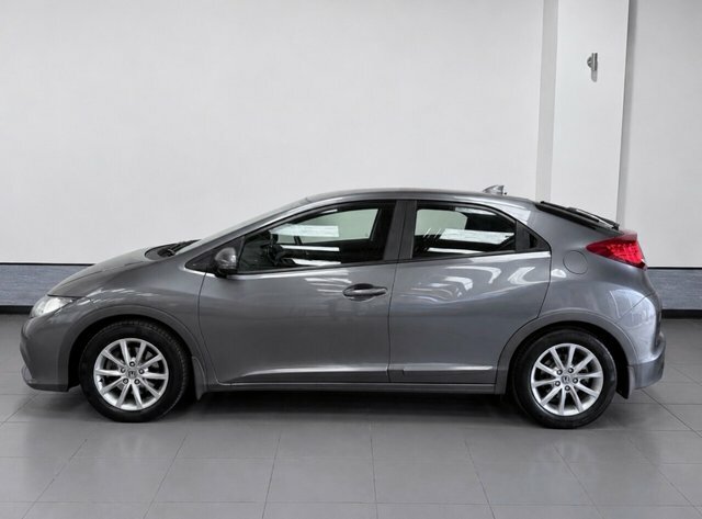 Honda Civic 1.8 I-vtec Es Hatchback Euro 5 14 Grey #4