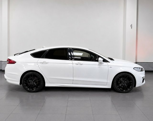 Ford Mondeo 2.0 Ecoblue St-line Edition Hatchback A White #3