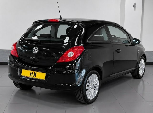 Vauxhall Corsa 1.4 16V Sxi Euro 5 Black #2
