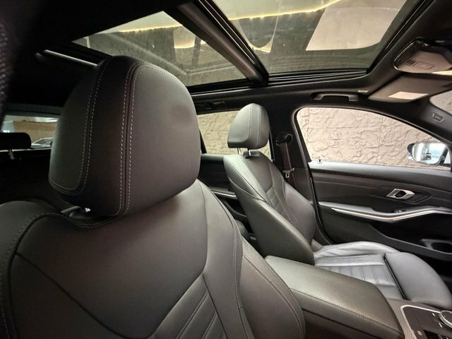 BMW 3 Series Estate YP73HFA Grey #2
