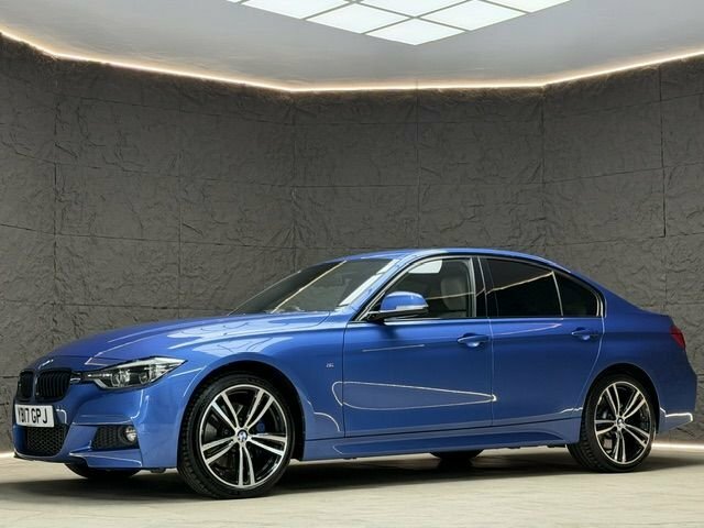 BMW 3 Series Saloon YB17GPJ Blue #3