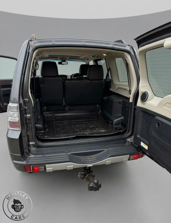 Mitsubishi Shogun Sg3 Grey #5