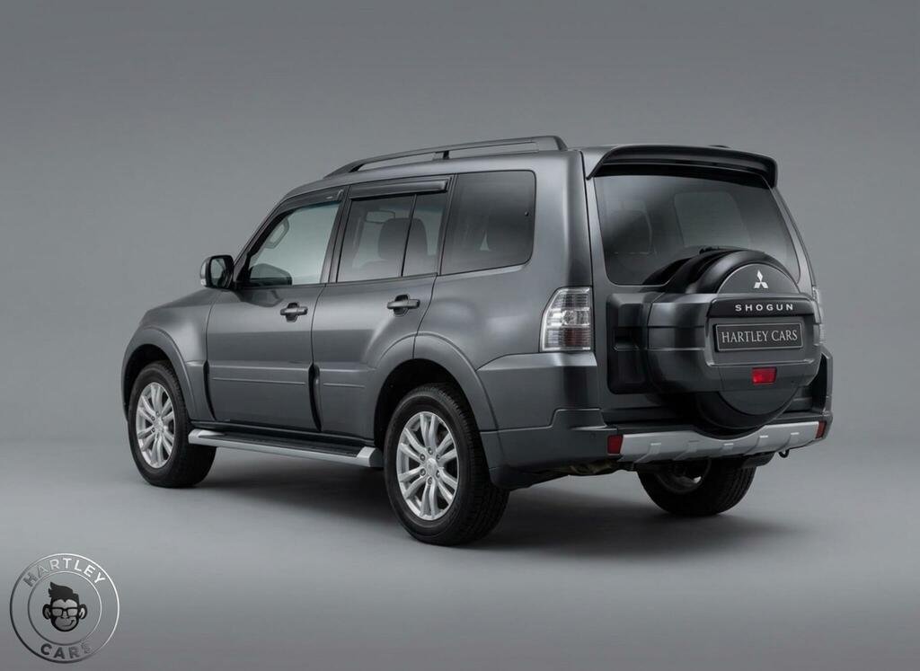 Mitsubishi Shogun Sg3 Grey #2