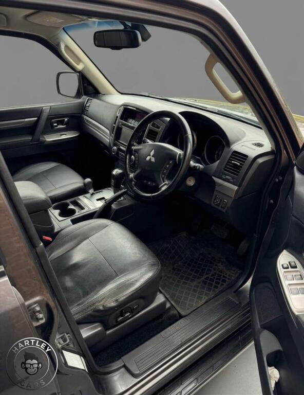 Mitsubishi Shogun Sg3 Grey #3