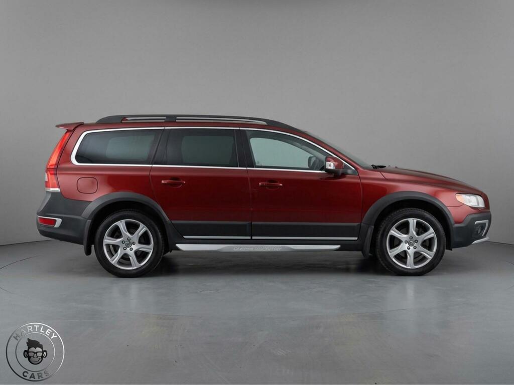 Volvo XC70 Se Lux Red #4