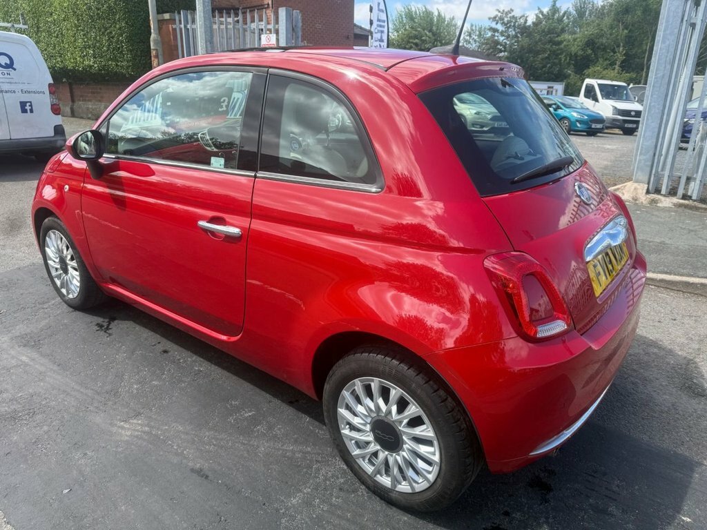 Fiat 500 1.2L Lounge Red #4