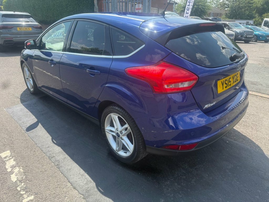 Ford Focus 1.5L Titanium Blue #4