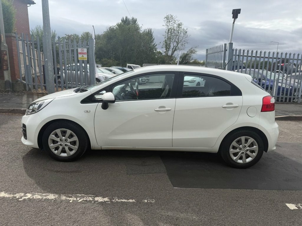 Kia RIO 1.3L 1 White #5