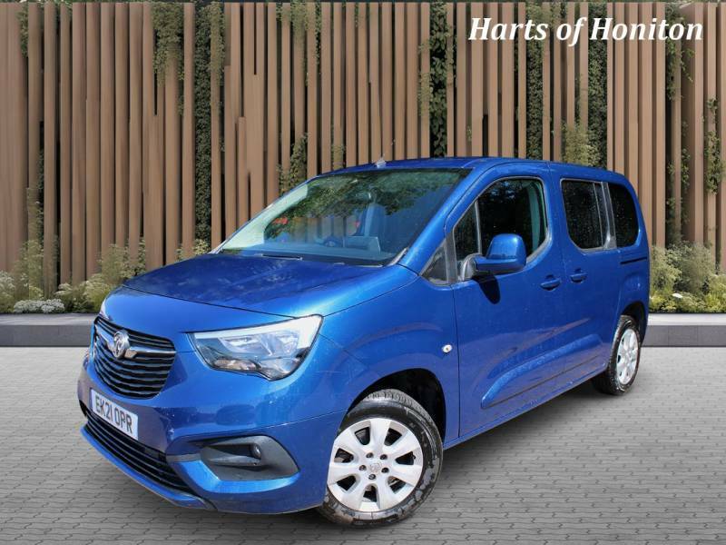 Vauxhall Combo Life 1.5 Se Turbo 130 5 Seater Blue