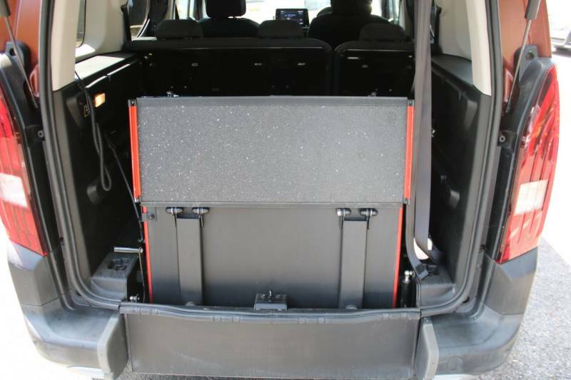 Peugeot Rifter 1.2 Puretech Active Brown #19