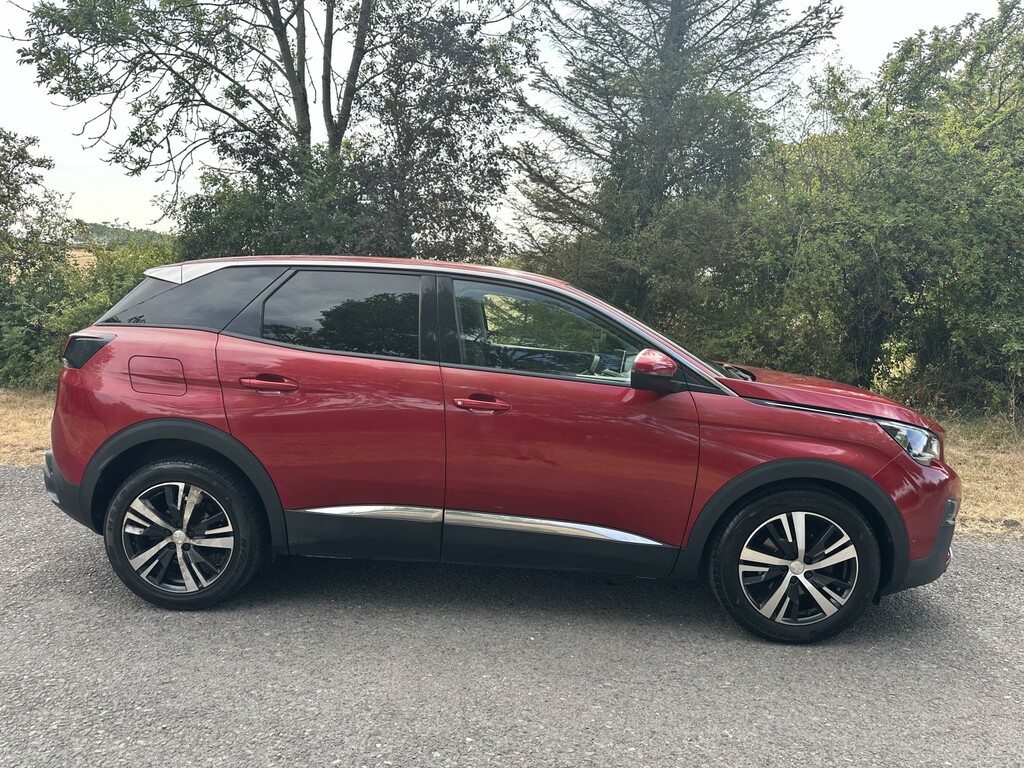 Peugeot 3008 Suv 1.2 Puretech Allure 201717 FX17NZC Red #3