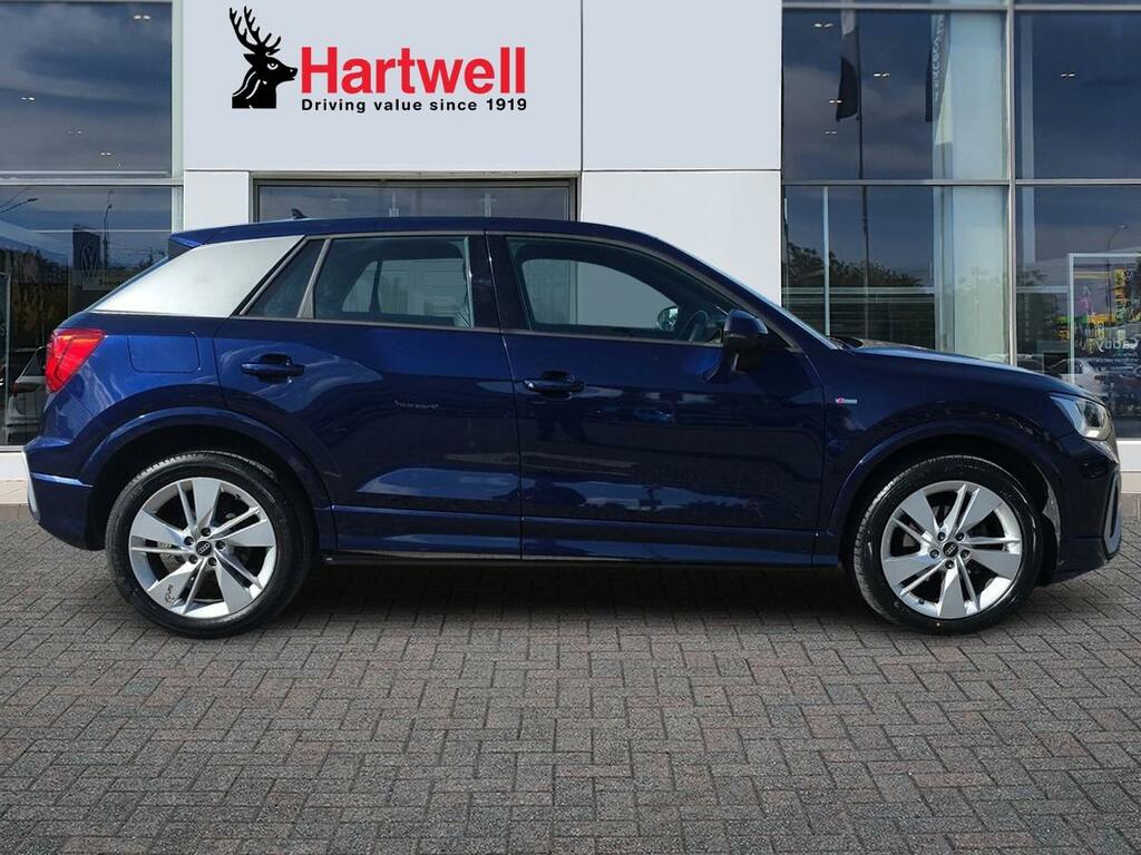Audi Q2 1.5 Tfsi Cod 35 S Line Suv S Tronic Eur EF72NKZ Blue #2