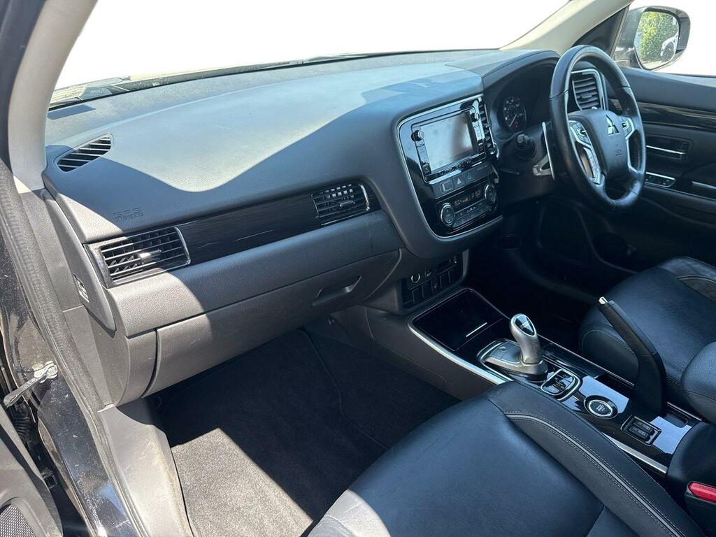 Mitsubishi Outlander 2.2 Di-d Gx3 4Wd Euro 6 Silver #15