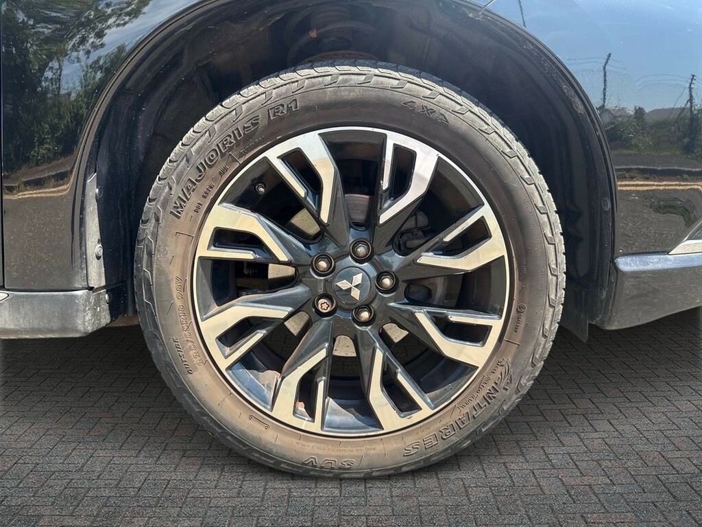 Mitsubishi Outlander 2.2 Di-d Gx3 4Wd Euro 6 Silver #9