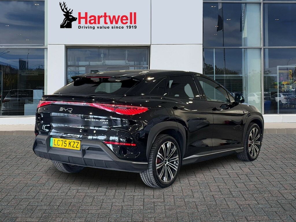 Byd Sealion 7 82.5Kwh Design Suv Awd 530 Ps Black #3