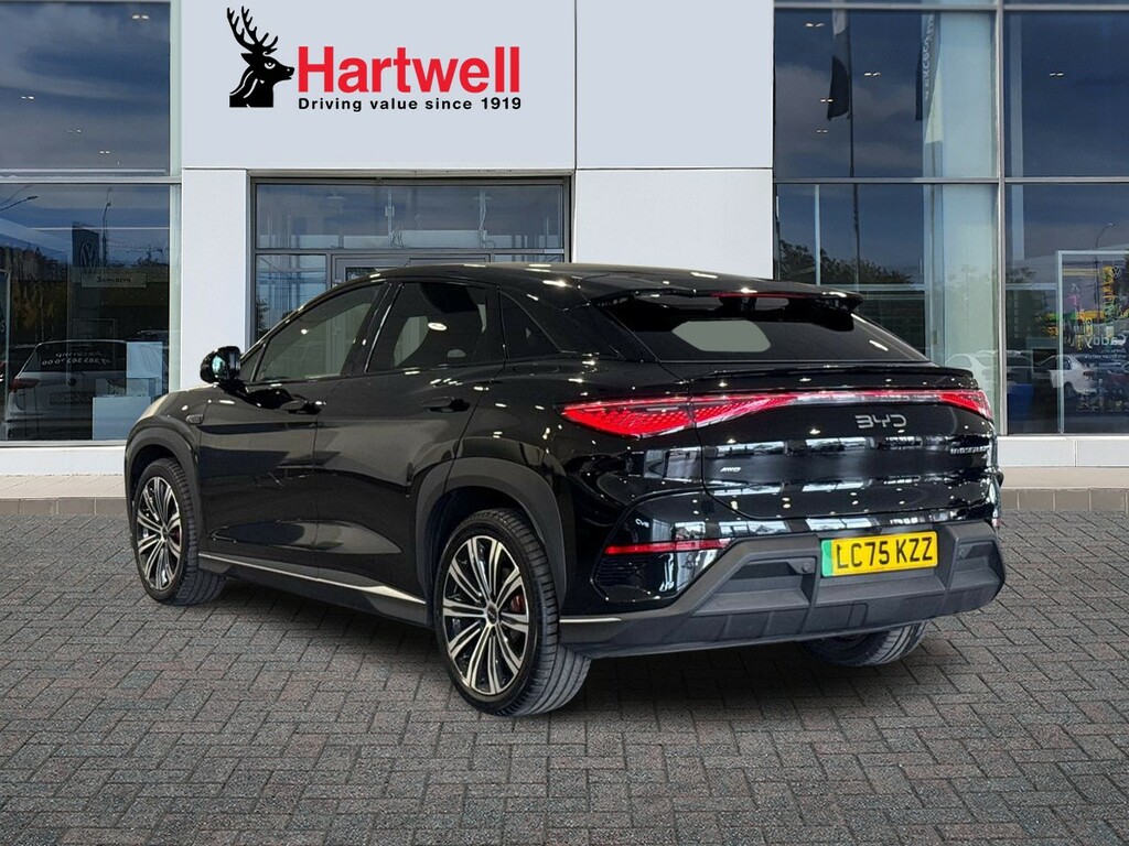 Byd Sealion 7 82.5Kwh Design Suv Awd 530 Ps Black #5