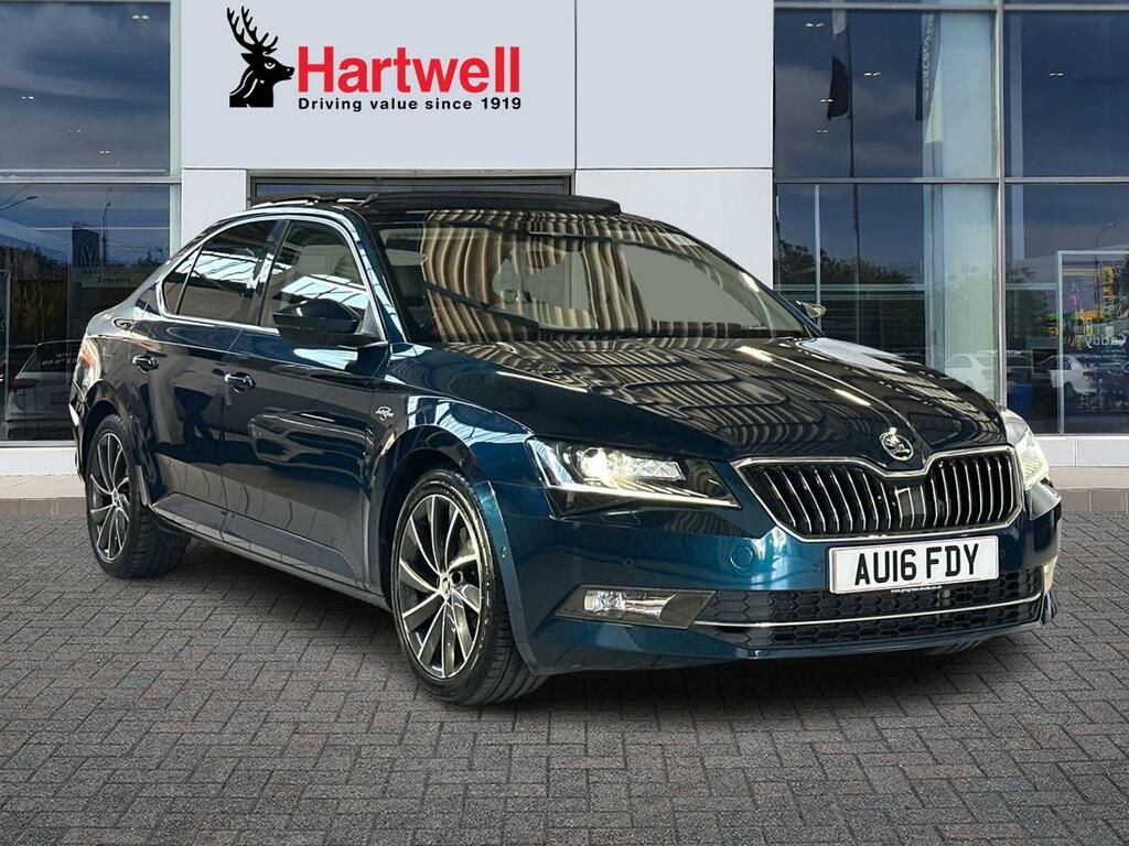 Skoda Superb 2.0 Tsi Laurin Klement Hatchback Dsg Blue