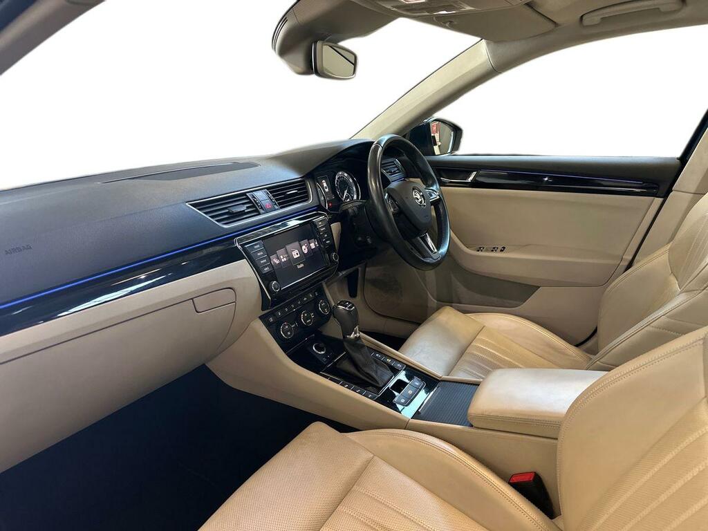 Skoda Superb 2.0 Tdi Se Hatchback 4Wd Euro 6 Blue #15