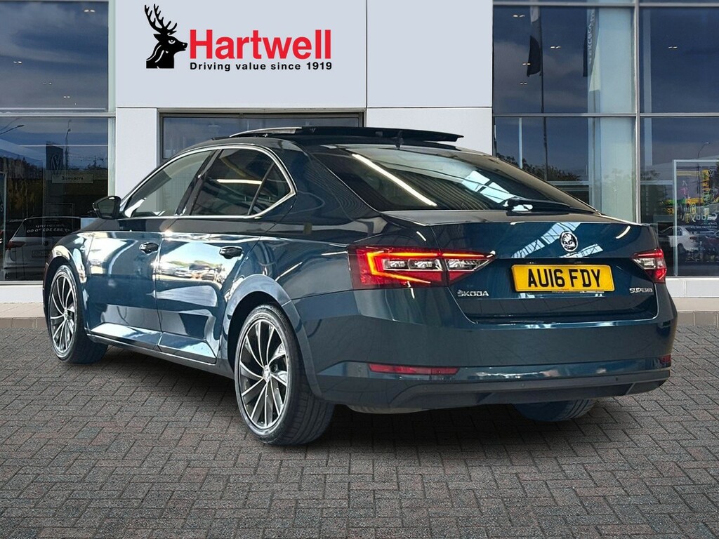Skoda Superb 2.0 Tsi Laurin Klement Hatchback Dsg Blue #5