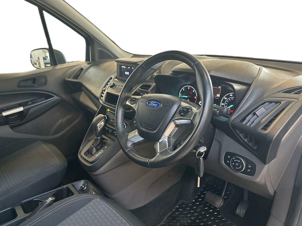 Ford Grand Tourneo Connect 1.5 Ecoblue 120 Titanium Red #10