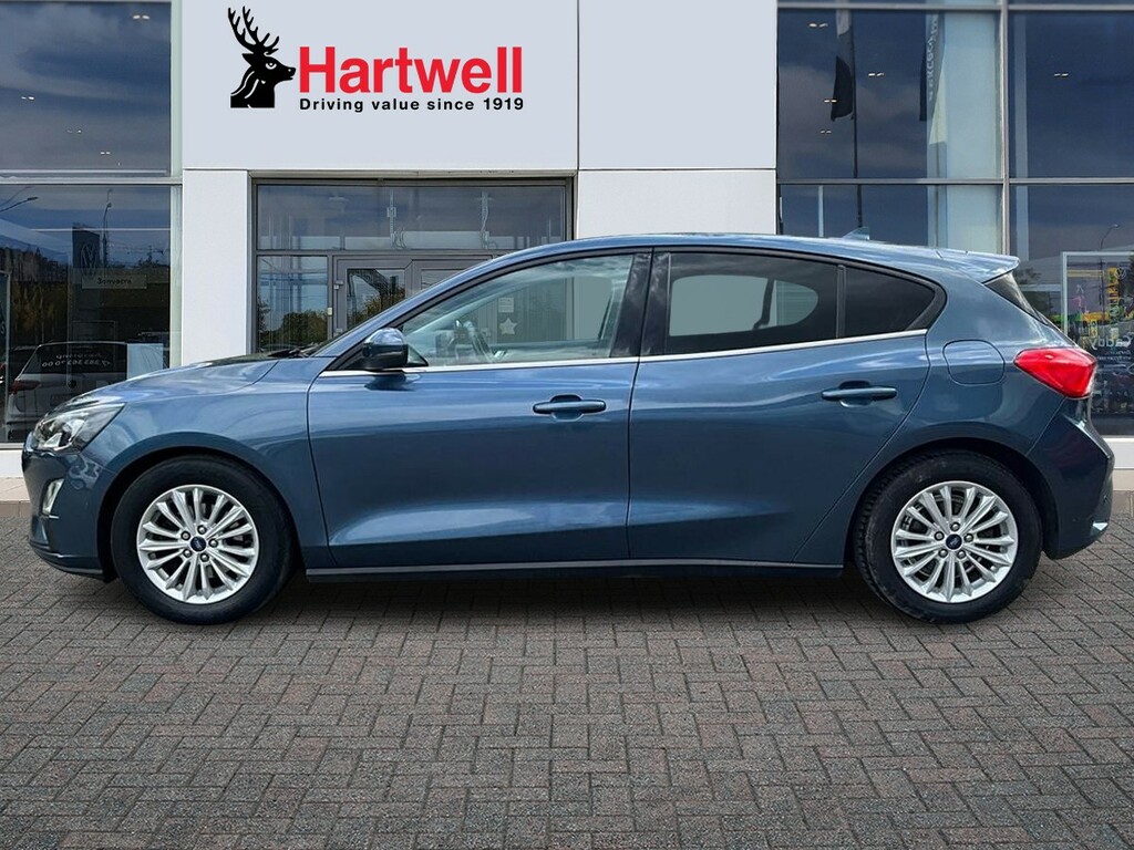 Ford Focus 1.0T Ecoboost Titanium Hatchback Blue #6