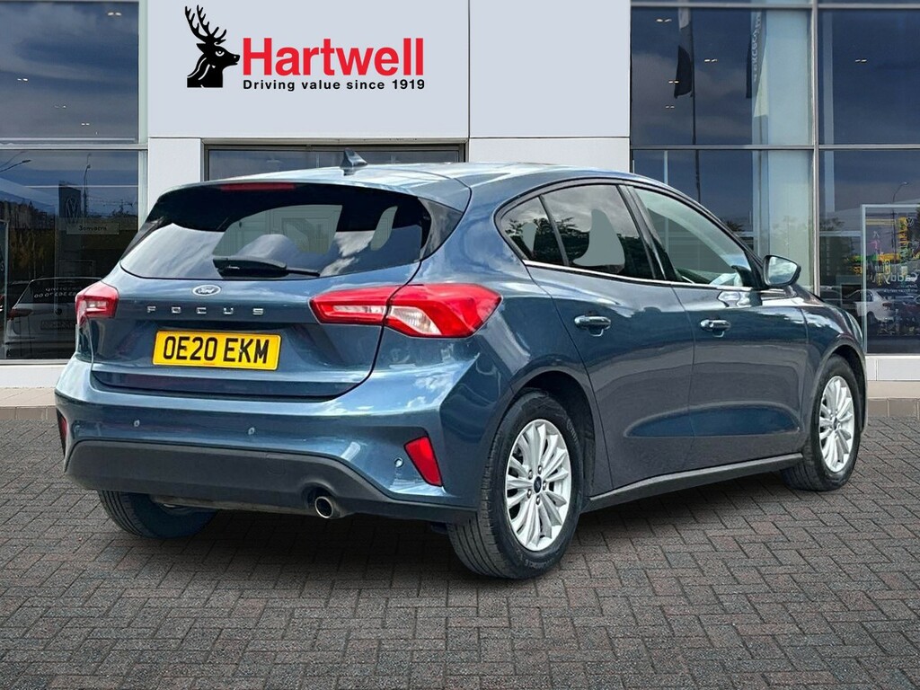 Ford Focus 1.0T Ecoboost Titanium Hatchback Blue #3