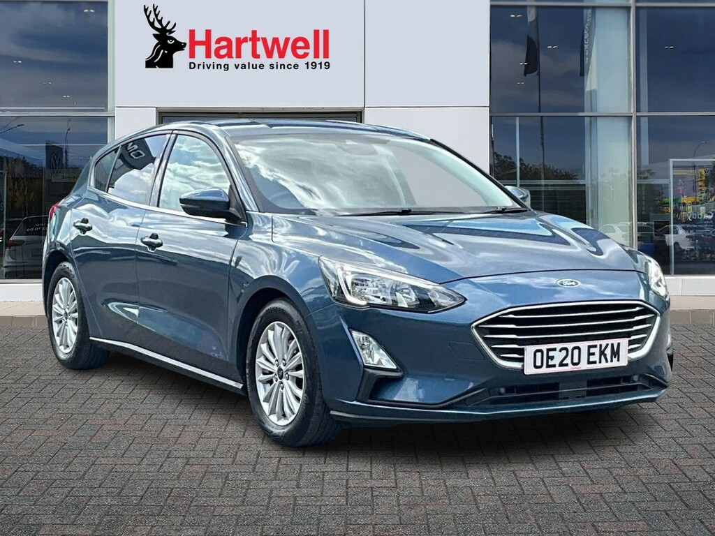 Ford Focus 1.0T Ecoboost Titanium Hatchback Blue
