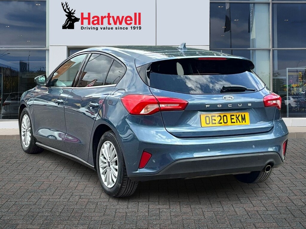 Ford Focus 1.0T Ecoboost Titanium Hatchback Blue #5