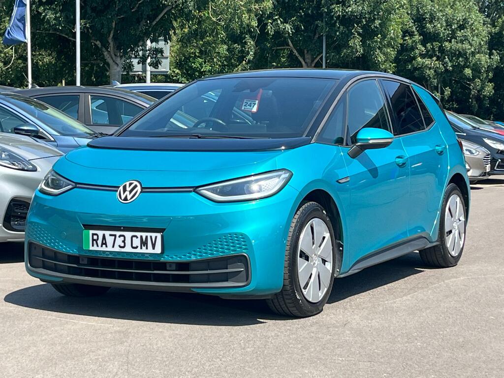 Volkswagen ID.3 Pro Performance 58Kwh Max Hatchback A Blue #4