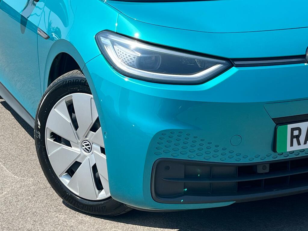 Volkswagen ID.3 Pro Performance 58Kwh Max Hatchback A Blue #2