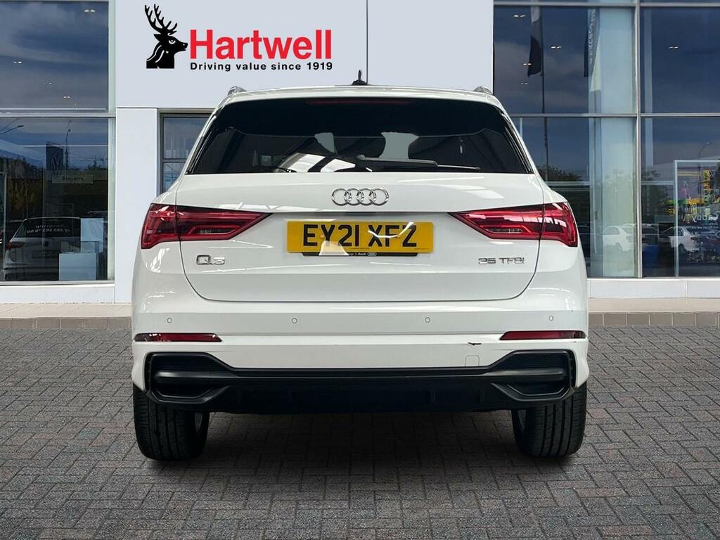 Audi Q3 1.5 Tfsi Cod 35 S Line Suv S Tronic Eur White #4