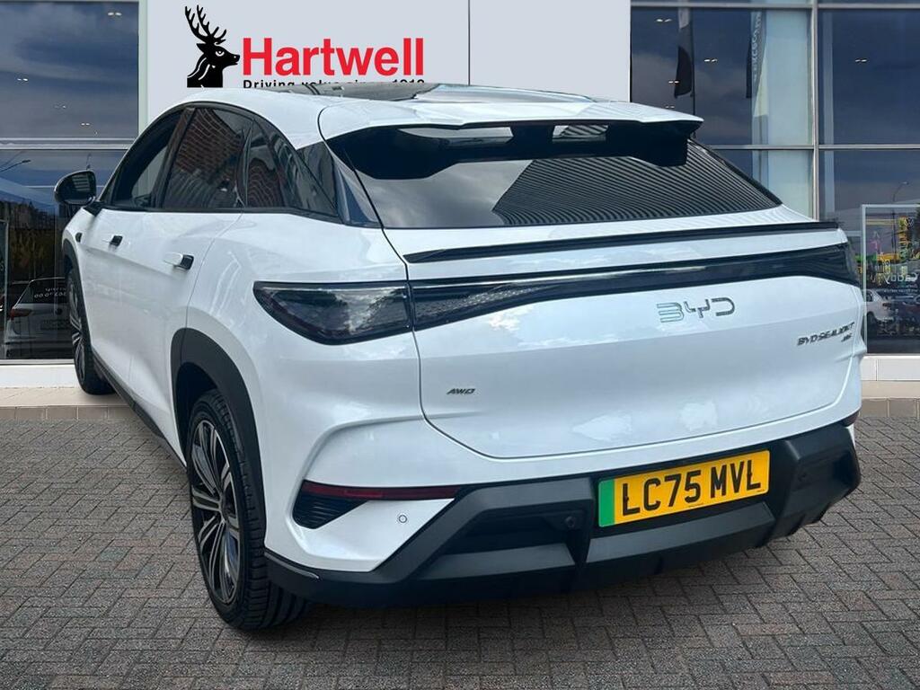 Byd Sealion 7 82.5Kwh Design Suv Awd 530 Ps White #5
