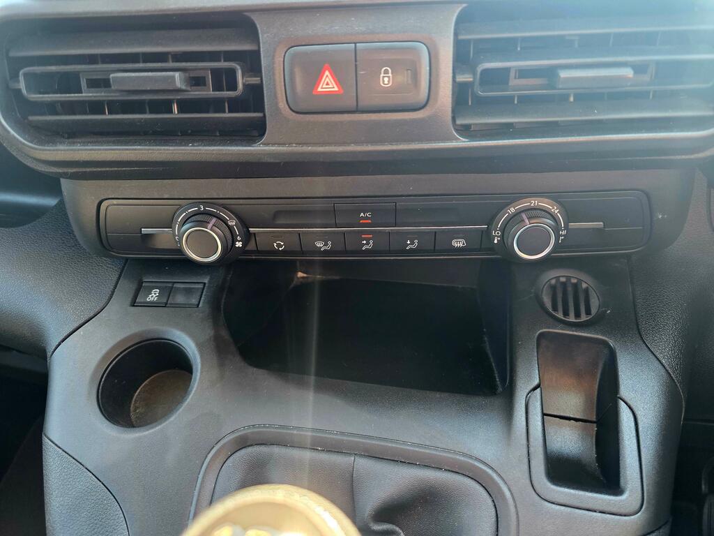 Toyota Proace City 1.5L Bluehdi Icon Short Panel Van Manua White #19