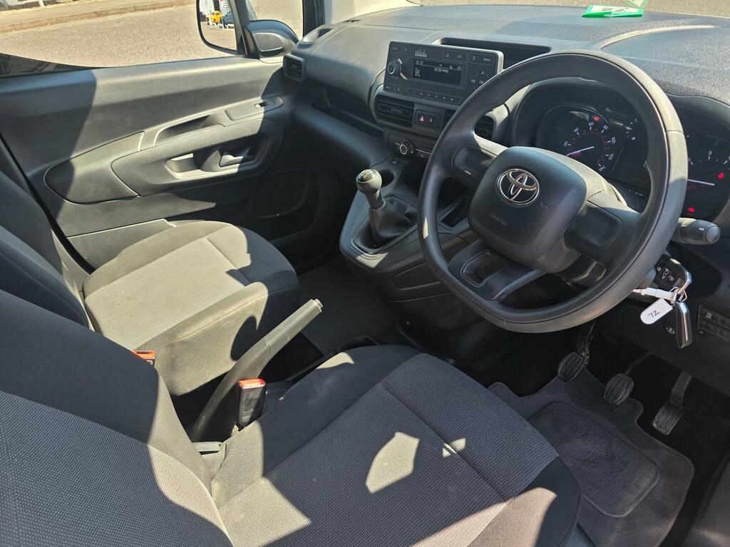 Toyota Proace City 1.5L Bluehdi Icon Short Panel Van Manua White #14
