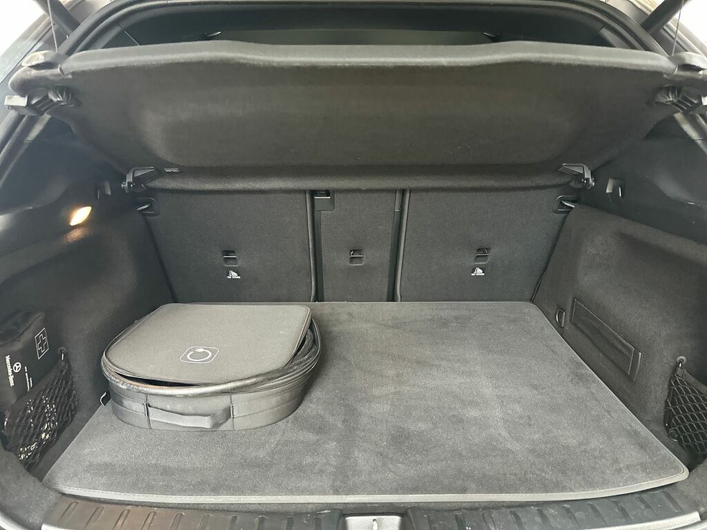 Mercedes-Benz EQA Eqa 250 Black #18