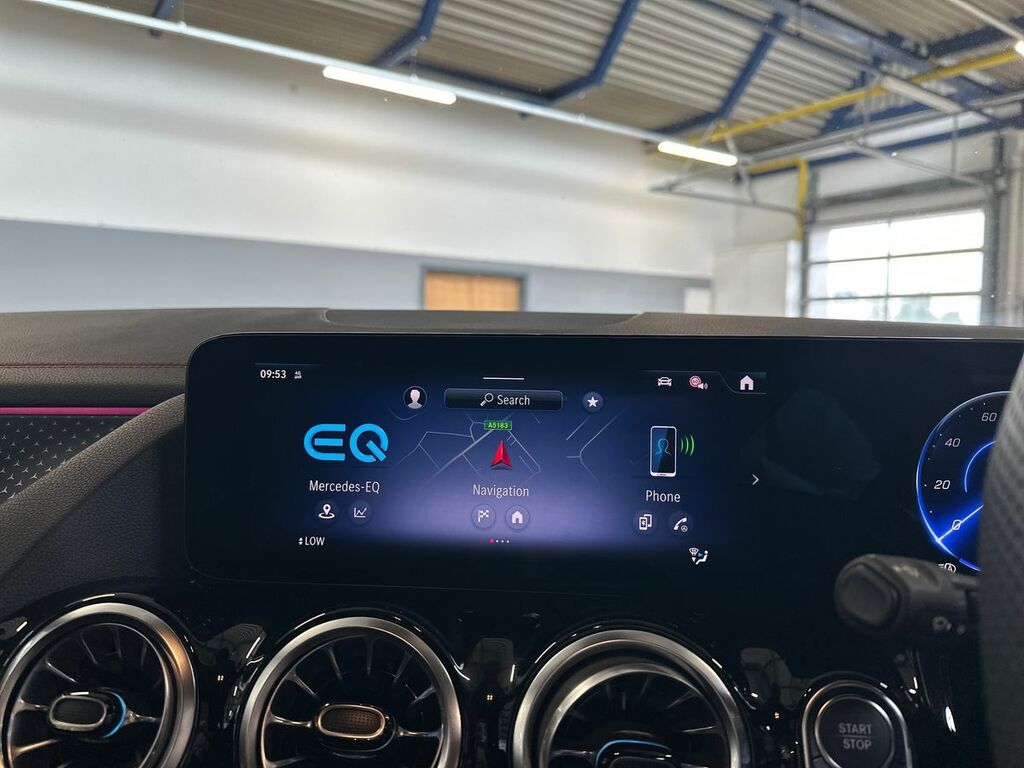 Mercedes-Benz EQA Eqa 250 Black #19