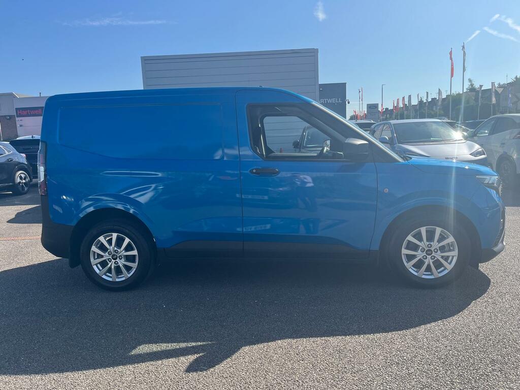 Ford Transit Courier 43Kwh Trend Panel Van Swb 136 P L025WRK Blue #5