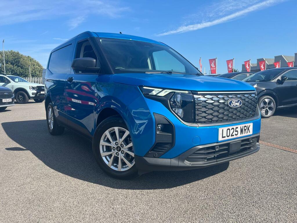 Ford Transit Courier 43Kwh Trend Panel Van Swb 136 P Blue