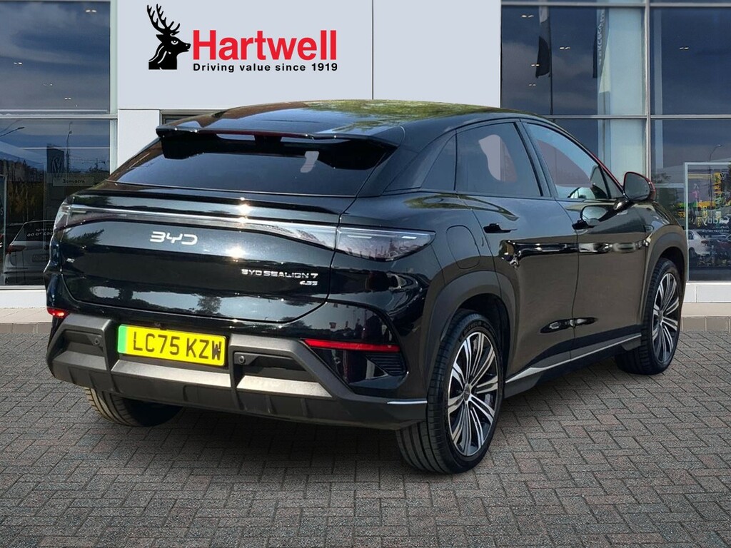 Byd Sealion 7 82.5Kwh Design Suv Awd 530 Ps Black #3
